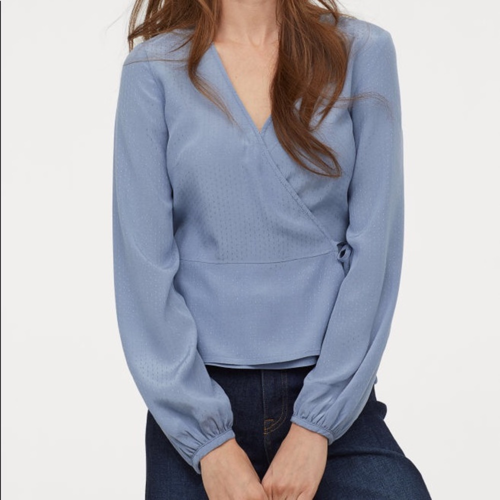 H&M Jacquard-weave Wrapover Blouse. NWT sz 8, blue